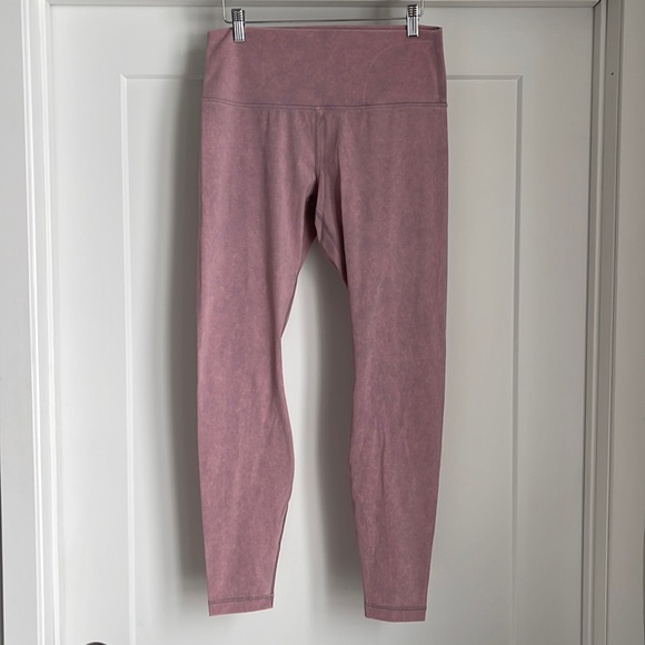 lululemon athletica Pants - Lululemon Wunder Under Leggings